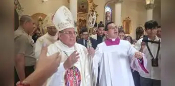 Piuranos celebran ordenación episcopal y toma de posesión del nuevo arzobispo de Piura y Tumbes Piuranos celebran ordenación episcopal y toma de posesión del nuevo arzobispo de Piura y Tumbes