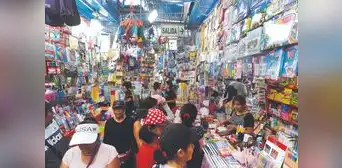 Ventas por campaña escolar caen 20% en Mesa Redonda Ventas por campaña escolar caen 20% en Mesa Redonda