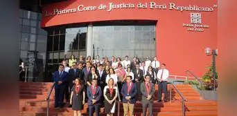 Titular de la Corte Superior de Justicia de La Libertad encabezó izamiento del Pabellón Nacional en Natasha Alta Titular de la Corte Superior de Justicia de La Libertad encabezó izamiento del Pabellón Nacional en Natasha Alta