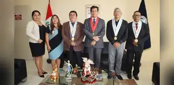 Corte de Piura y Colegio de Abogados continuarán trabajando para mejorar el servicio de justicia Corte de Piura y Colegio de Abogados continuarán trabajando para mejorar el servicio de justicia