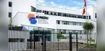 Universidades en Perú deberán demostrar cada año su calidad académica, advierte Sunedu