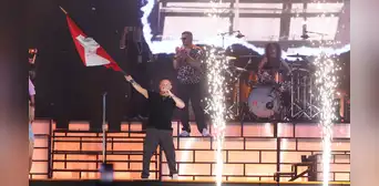 Alejandro Sanz emocionó el Nacional con bandera, poesía y talento peruano [CRÓNICA]