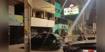 Extorsionadores disparan más de 20 veces a restobar repleto de comensales en San Juan de Miraflores