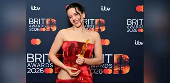 Rosalía triunfa en los Brit Awards 2026 y se lleva el premio a ‘Artista Internacional del Año’: le ganó a Bad Bunny, Taylow Swift y Lady Gaga Rosalía triunfa en los Brit Awards 2026 y se lleva el premio a ‘Artista Internacional del Año’: le ganó a Bad Bunny, Taylow Swift y Lady Gaga