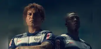 Alianza Lima estrena camiseta en honor a sus 125 años: cambio en el escudo y nuevos detalles de la indumentaria