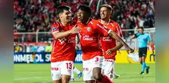 Cienciano venció 5-4 a Melgar en la tanda de penales y clasificó a fase de grupos de la Copa Sudamericana Cienciano venció 5-4 a Melgar en la tanda de penales y clasificó a fase de grupos de la Copa Sudamericana
