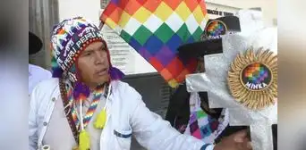Pueblos originarios advierten que jóvenes pierden identidad cultural por nuevas tendencias Pueblos originarios advierten que jóvenes pierden identidad cultural por nuevas tendencias