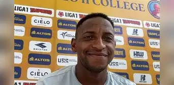 Jack Durán recuerda con humor polémica pelea con Christian Cueva antes de jugar juntos en Juan Pablo II: "Lo que pasó en Trujillo quedó ahí" Jack Durán recuerda con humor polémica pelea con Christian Cueva antes de jugar juntos en Juan Pablo II: "Lo que pasó en Trujillo quedó ahí"
