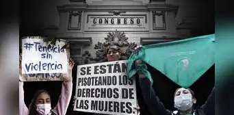 El 56% de planes de gobierno omite o aborda de forma insuficiente los derechos de las mujeres El 56% de planes de gobierno omite o aborda de forma insuficiente los derechos de las mujeres