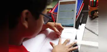 Padres de familia rechazan retorno a clases remotas y anuncian plantón frente al Ministerio de Educación: "Envía un nocivo mensaje" Padres de familia rechazan retorno a clases remotas y anuncian plantón frente al Ministerio de Educación: "Envía un nocivo mensaje"