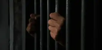 Unidad de Flagrancia condena a sujeto por microcomercialización de drogas en Pesqueda