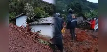 Piura: una persona desaparecida y seis viviendas destruidas por deslizamiento en Ayabaca