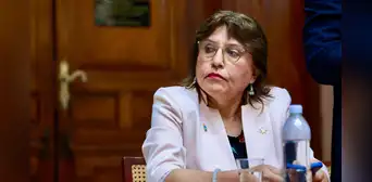 Congreso rechaza inhabilitar a Delia Espinoza por 10 años, pero Jorge Montoya presenta reconsideración de votación Congreso rechaza inhabilitar a Delia Espinoza por 10 años, pero Jorge Montoya presenta reconsideración de votación