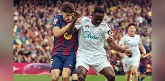 Barcelona venció 5-2 a Sevilla y se mantiene como único líder de LaLiga de España Barcelona venció 5-2 a Sevilla y se mantiene como único líder de LaLiga de España