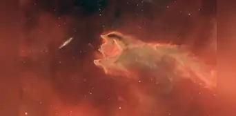 A 1.300 años luz de distancia: la impresionante imagen de un ‘monstruo cósmico devorando' una galaxia A 1.300 años luz de distancia: la impresionante imagen de un ‘monstruo cósmico devorando' una galaxia