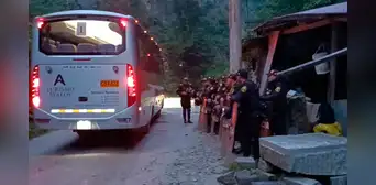 Cusco: PNP desaloja a invasores que ocuparon indebidamente las márgenes de vía Hiram Bingham hacia Machu Picchu