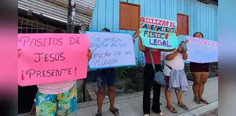 Iquitos: padres de familia protestan tras desplome de aula en jardín de niños Iquitos: padres de familia protestan tras desplome de aula en jardín de niños