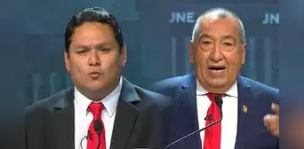 Enrique Valderrama a Mario Vizcarra: "Usted es el testaferro de su hermano Martín Vizcarra"