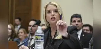 Donald Trump destituye a Pam Bondi como fiscal general en medio de fallos en la investigación del caso Epstein