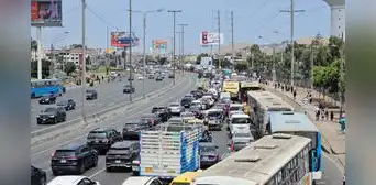 Semana Santa: más de 140.000 vehículos regresan a Lima tras feriado y registran tráfico en Puente Atocongo Semana Santa: más de 140.000 vehículos regresan a Lima tras feriado y registran tráfico en Puente Atocongo