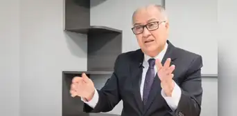 Alfonso López Chau firma pacto ético contra la corrupción en Puno: “Renunciaré si lo incumplo” Alfonso López Chau firma pacto ético contra la corrupción en Puno: “Renunciaré si lo incumplo”