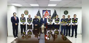 Elecciones 2026: PNP condecora a Fernando Rospigliosi por respaldo del Congreso a ley pro crimen Elecciones 2026: PNP condecora a Fernando Rospigliosi por respaldo del Congreso a ley pro crimen