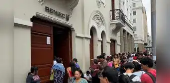Contraloría interviene 16 oficinas de Reniec en todo el Perú por demoras en entrega de DNI Contraloría interviene 16 oficinas de Reniec en todo el Perú por demoras en entrega de DNI