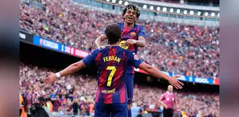 Barcelona se acerca al título de LaLiga: goleó 4-1 a Espanyol y quedó listo para la 'final' de Champions ante Atlético Madrid Barcelona se acerca al título de LaLiga: goleó 4-1 a Espanyol y quedó listo para la 'final' de Champions ante Atlético Madrid