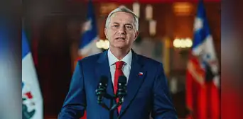 Gobierno de Kast expulsa en avión a 40 migrantes irregulares con destino a Bolivia, Ecuador y Colombia