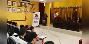 Corte del Santa capacita a más de 140 estudiantes en justicia de paz escolar para promover la convivencia pacífica