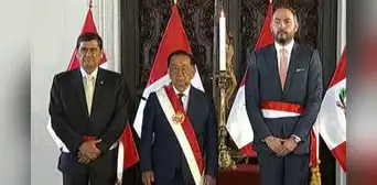 Amadeo Javier Flores Carcagno es el nuevo ministro de Defensa tras salida de Carlos Díaz por compra de aviones Amadeo Javier Flores Carcagno es el nuevo ministro de Defensa tras salida de Carlos Díaz por compra de aviones