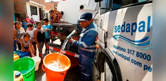 Gobierno transfiere más de S/34.7 millones a Sedapal para garantizar agua potable gratuita en zonas de Lima y Callao