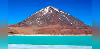 Sudamérica posee el volcán activo más alto de la Tierra a más de 6.800 msnm y ubicado entre 2 países: su cumbre tiene 2 cimas Sudamérica posee el volcán activo más alto de la Tierra a más de 6.800 msnm y ubicado entre 2 países: su cumbre tiene 2 cimas