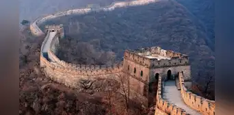 Arqueólogos abrieron parte de la Gran Muralla China y descubrieron reliquias de una antigua dinastía
