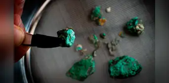 Unas misteriosas piedras verdes descubiertas en una cueva de España serían indicios de que pueblos prehistóricos trabajaron el cobre durante 4.000 años