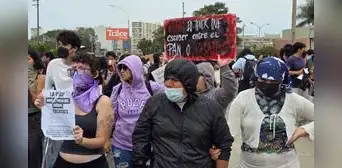 Protestas en San Marcos, PUCP y UNIQ: CNDDHH exige evitar actos de violencia contra estudiantes