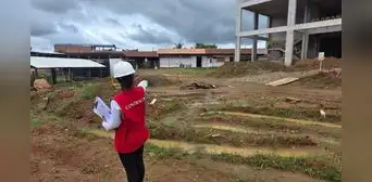 Contraloría alerta déficit presupuestal y demora en obra educativa de S/54 millones en Madre de Dios Contraloría alerta déficit presupuestal y demora en obra educativa de S/54 millones en Madre de Dios