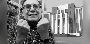 Fallece Manuel Espinoza Vásquez, recordado profesor de la UNI que se hizo viral por su icónica forma de enseñar Fallece Manuel Espinoza Vásquez, recordado profesor de la UNI que se hizo viral por su icónica forma de enseñar
