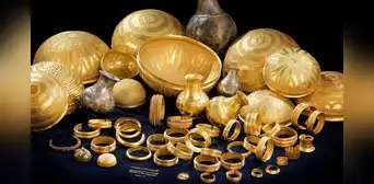 Un antiguo tesoro fue forjado con un extraño metal procedente de otro mundo Un antiguo tesoro fue forjado con un extraño metal procedente de otro mundo