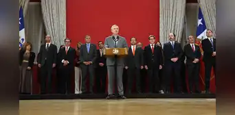 En apenas dos meses el presidente José Antonio Kast hace los primeros cambios en su gabinete ministerial