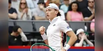 ¡Triunfo peruano! Ignacio Buse venció a Aleksandar Kovacevic y clasificó a la gran final del ATP 500 de Hamburgo