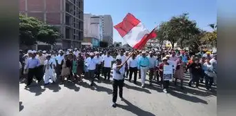 Productores de arroz inician paro nacional indefinido y exigen declarar en emergencia la agricultura peruana Productores de arroz inician paro nacional indefinido y exigen declarar en emergencia la agricultura peruana
