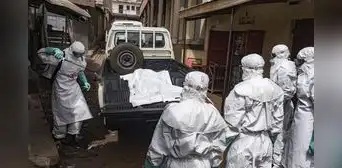 Uganda cierra su frontera con Congo por brote de ébola sin vacuna disponible que ya supera las 200 muertes Uganda cierra su frontera con Congo por brote de ébola sin vacuna disponible que ya supera las 200 muertes