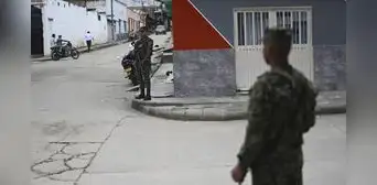 Guerra entre disidencias de las FARC deja 48 muertos en la Amazonía colombiana a días de elecciones