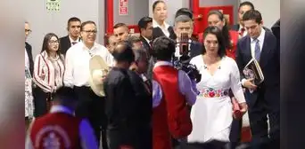 El show de los candidatos a su salida del debate: las respuestas de Roberto Sánchez y Keiko Fujimori ante los medios