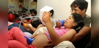 INEI alerta caída histórica de la natalidad en Perú: mujeres tienen solo 1,7 hijos en promedio