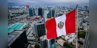 OCDE advierte riesgos fiscales y electorales para Perú pese a crecimiento económico cercano al 3% OCDE advierte riesgos fiscales y electorales para Perú pese a crecimiento económico cercano al 3%