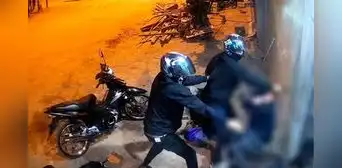 Crimen en Sullana: sicarios irrumpen en vivienda y asesinan a cuatro integrantes de una familia Crimen en Sullana: sicarios irrumpen en vivienda y asesinan a cuatro integrantes de una familia
