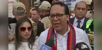 Roberto Sánchez votó en San Borja y llamo a aceptar resultados: "Respetemos el voto libre" Roberto Sánchez votó en San Borja y llamo a aceptar resultados: "Respetemos el voto libre"