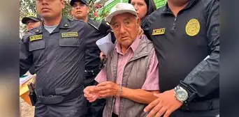 Intervienen a adulto mayor por presunta invalidación de 93 cédulas de votación en colegio de Los Olivos